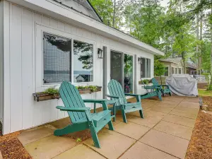 Cozy Waterfront Hale Cottage on Long Lake!