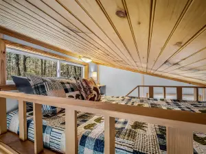 亞拉巴馬州門託尼林木環繞、適合自然靜修的小屋民宿