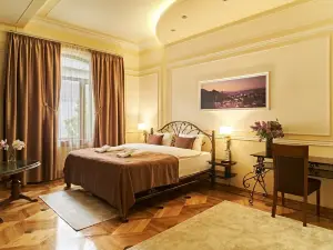 S&L Boutique Hotel