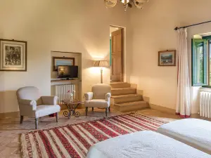 Casale Piattini 10 in Massa Bassa