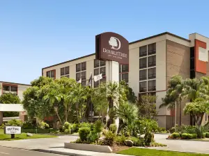 DoubleTree by Hilton San Bernardino