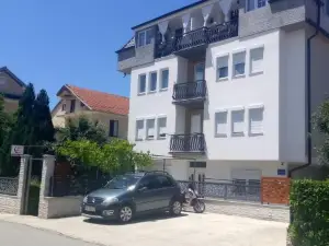 Finesi Apartments 2