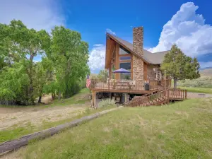 Alder Home w/ Mountain Views 2 Mi to Ruby River