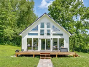 Modern Appalachian Vacation Rental w/ River Access