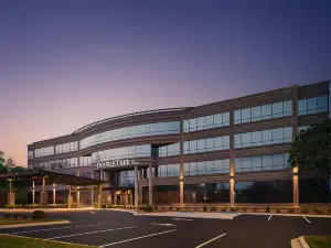 Doubletree by Hilton Greenville Airport