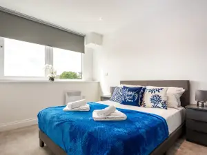 Modern 1 Bedroom Apartment in Central Wakefield