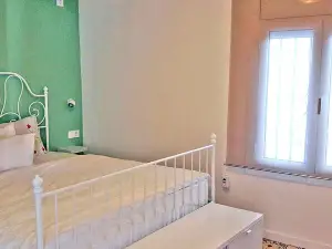 Stunning seaview apartment 2 terraces & parking
