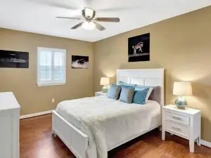 Weekend Getaway - Country Oasis Pool, Hot Tub, Texas Longhorns & Event Venue