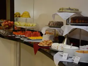 LH Plaza Hotel