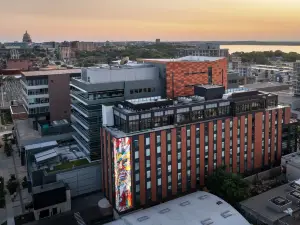 Moxy Madison Downtown