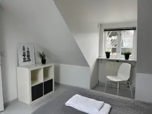 Mysigt Boende Mitt i Gamla Viken, 3 Rok, 4 Bäddplatser, 63 Kvm, 2 Våningen