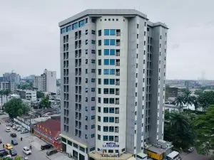 Hotel la Falaise Bonapriso