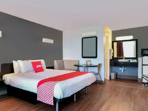 OYO Hotel Valdosta GA I-75