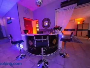 Loft Privatif Avec Jacuzzi et Sauna