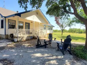 3BR home@Lake Whitney, 2 mins to boat ramps and parks