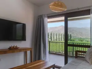 Buena Vid由Chadel管理