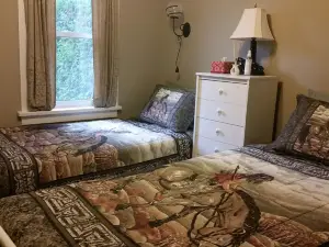 Susan's Sanctuary Bed & Breakfast