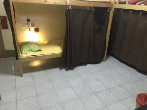 Litchi bed and breakfast