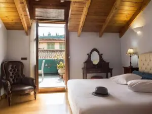 Kyveli Suites