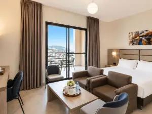 Iris Flower Hotel