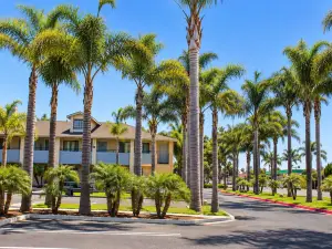 O'Cairns Inn and Suites