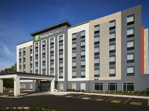 Holiday Inn Express SARNIA - POINT EDWARD by IHG