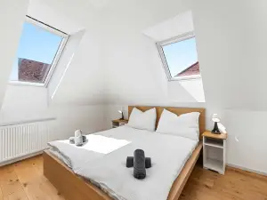 Stiftblick Residence Melk | 2BR | Kitchen | Center