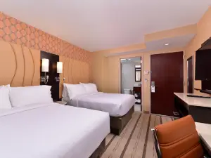 Holiday Inn NEW YORK CITY - TIMES SQUARE by IHG