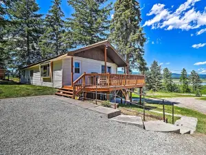 Cozy Montana Lake View Getaway - Fish and Hike!
