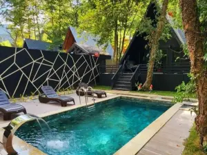 Sapanca Bungalow Otelleri (Sapanca Çağlayan Bungalow)