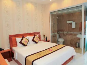 Khách sạn Vạn Kim Long