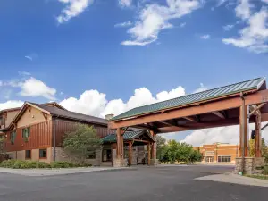 Best Western Plus Kelly Inn  Suites
