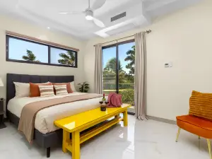 Paradisiac Euphoria~ Beach Access~Pool ~24hr Gated