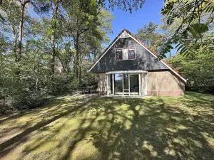 Peaceful Holiday Home in Lemele