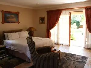 Aark Guest Lodge