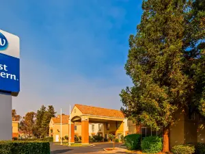 Best Western Brentwood Inn