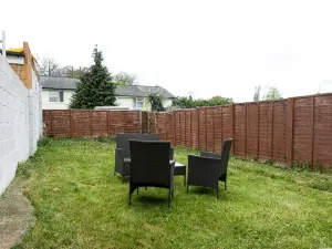 Skyvillion - 2Bed House W/Grdn&Parking in Hatfield