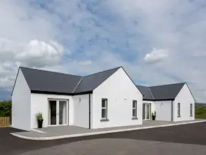The Willows House & Studios