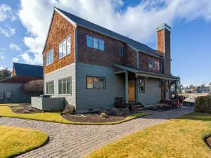 Big Mountain View Condo