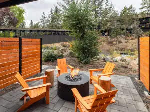 Riverhouse Lodge