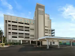 Four Points by Sheraton Newark Airport
