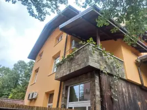 Toda Guest Rooms