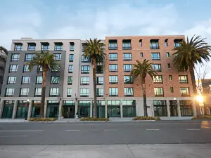 The Fort Sutter Hotel Sacramento, Tapestry Collection by Hilton