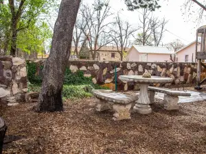 The Blue Room - Charming Studio, Great Location!  by RedAwning