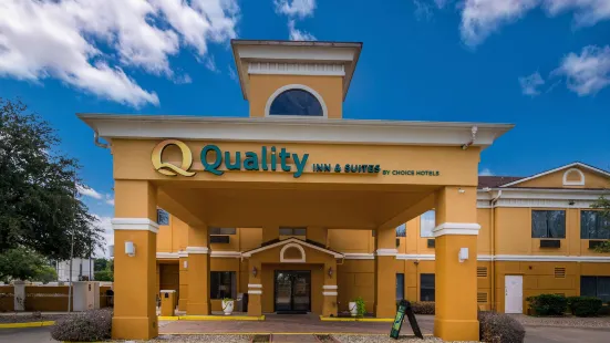 Quality Inn & Suites Granbury