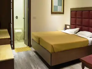 Hotel Melrose Inn - Near Railway Station , Aligarh