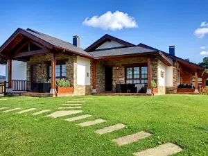 Apartamentos Rurales "La Torre" y "El Pielago"
