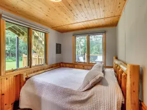Pembine Cabin w/ Expansive Yard, Fire Pit & Grill!