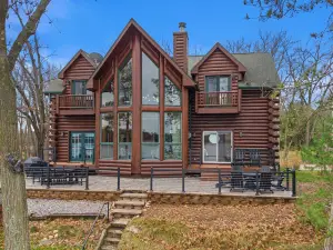Gorgeous 3-bedroom home on Silver Lake, Wautoma, WI,,,,,Summer, Fall & Holidays