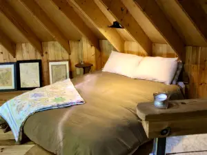 Escape to Tree House Island Life in Monmouth, ME